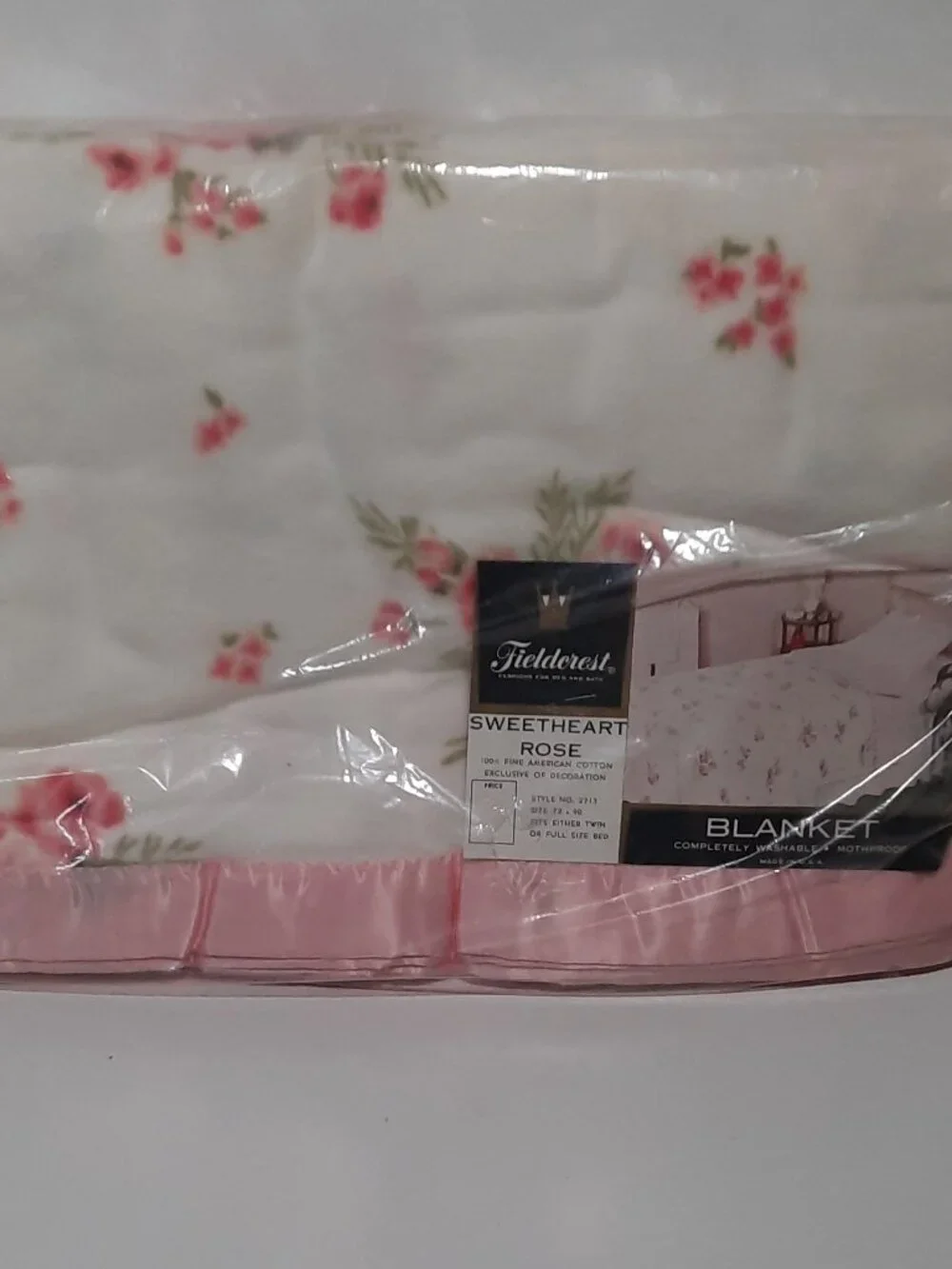 VTG Fieldcrest Sweetheart Rose Blanket Pink Trim, Twin 72x90 USA NIP Grannycore